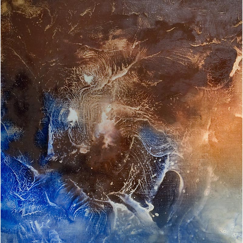 Detail of an abstract painting with reference to nature by Ruggero Vanni. Mainly ochre, blue, and brown colors. Title: Aditus Caeli I